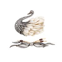 EVELYN CLOTHIER, DIAMOND AND CULTURED BIWA PEARL SWAN BROOCH