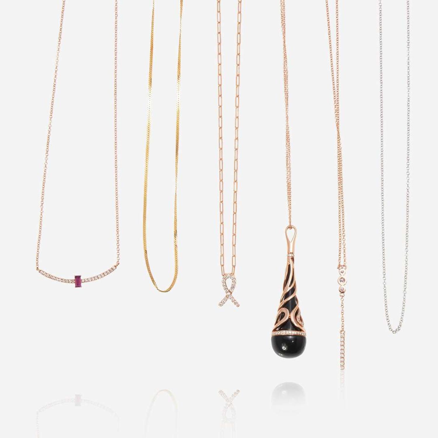 A Miscellaneous Collection of Gold Chains