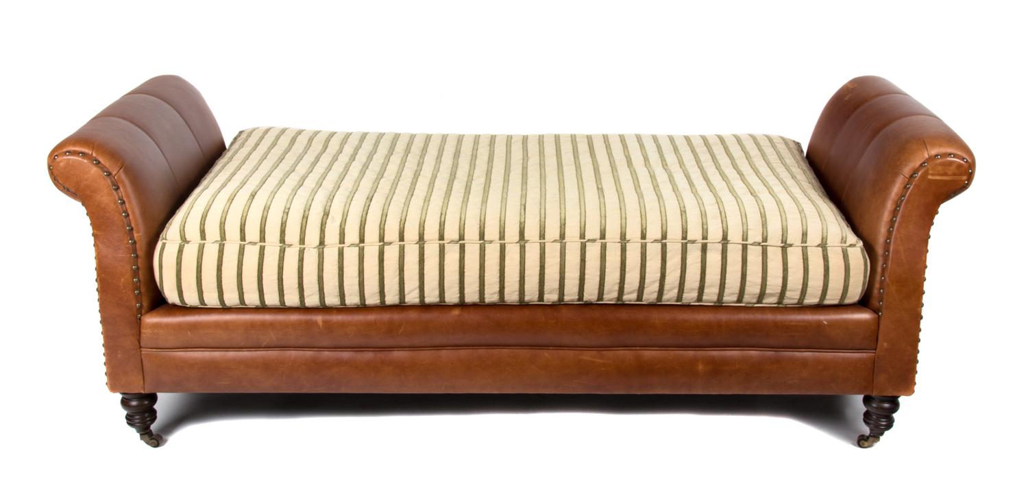 A Contemporary Leather Day Bed Height 25 x width 62 x depth 30 inches. — 20TH CENTURY