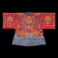 A Chinese Red Ground Embroidered Silk Dragon Robe, Late 19th-20th Century 晚清-民國 紅緞地龍袍