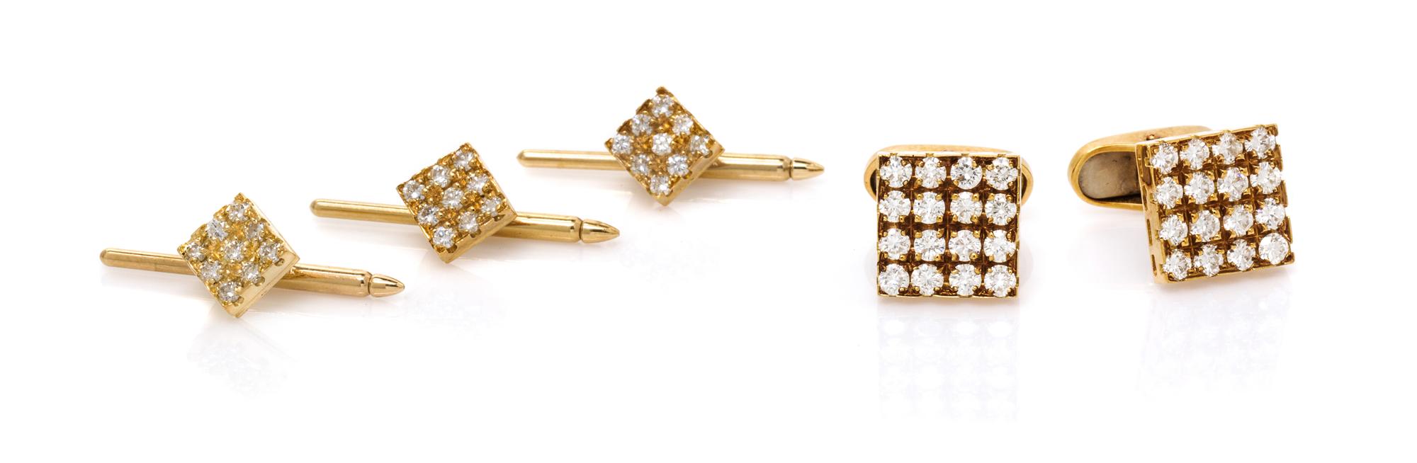 An 18 Karat Yellow Gold and Diamond Dress Set, Van Cleef & Arpels, 10.10 dwts.