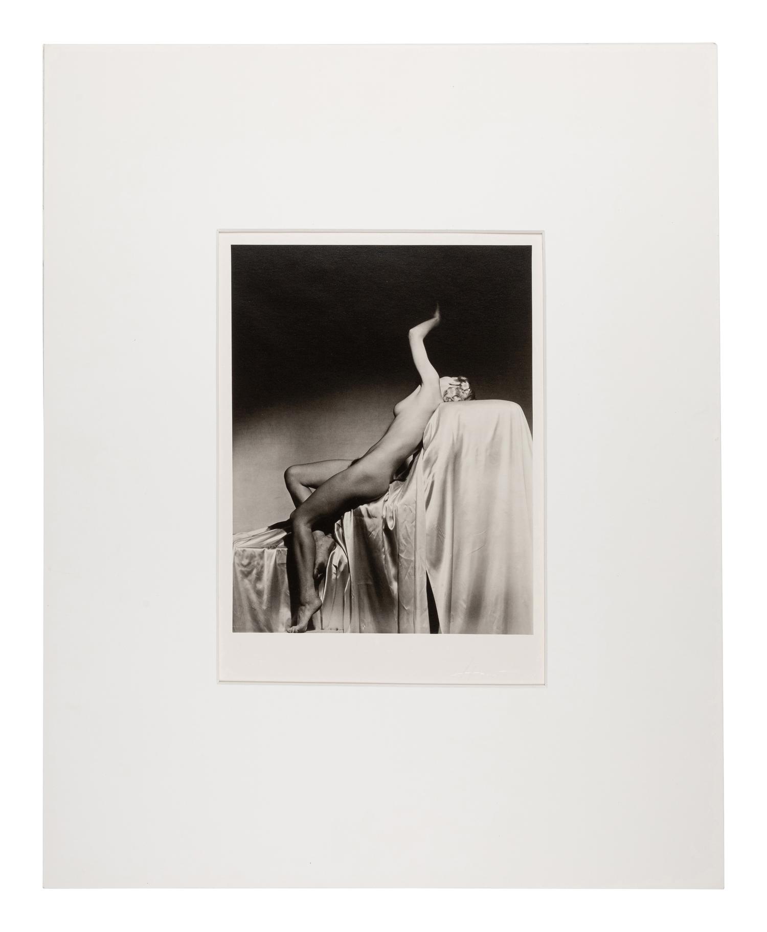 Lisa on Silk, New York, 1940