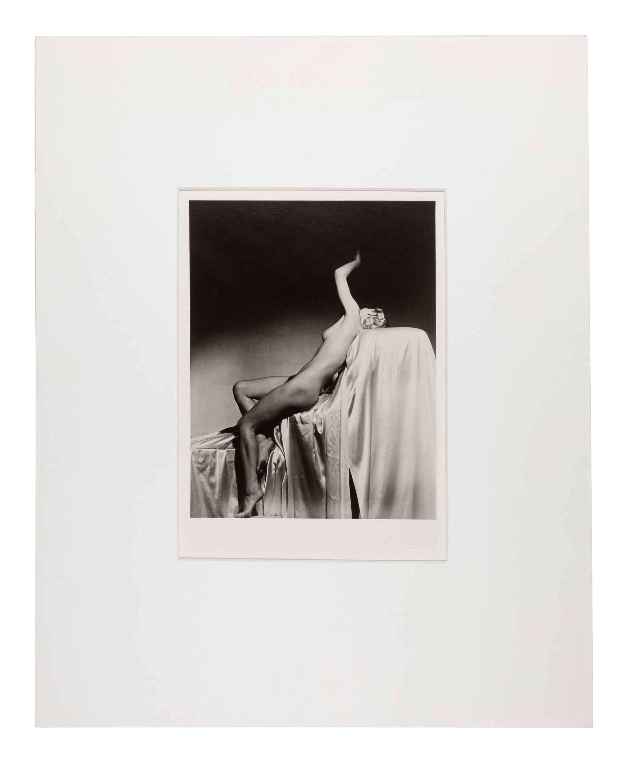 Lisa on Silk, New York, 1940