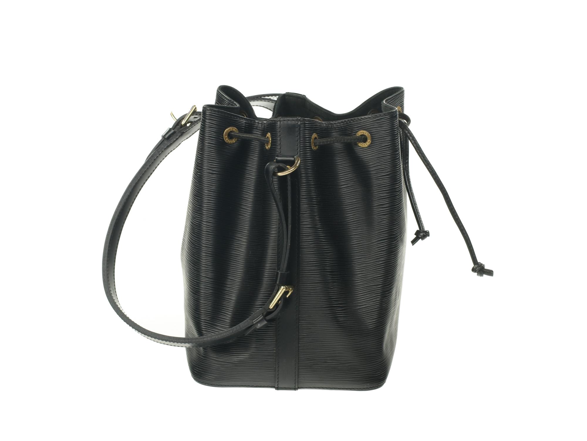 Louis Vuitton Noé Bag in Black Epi Leather