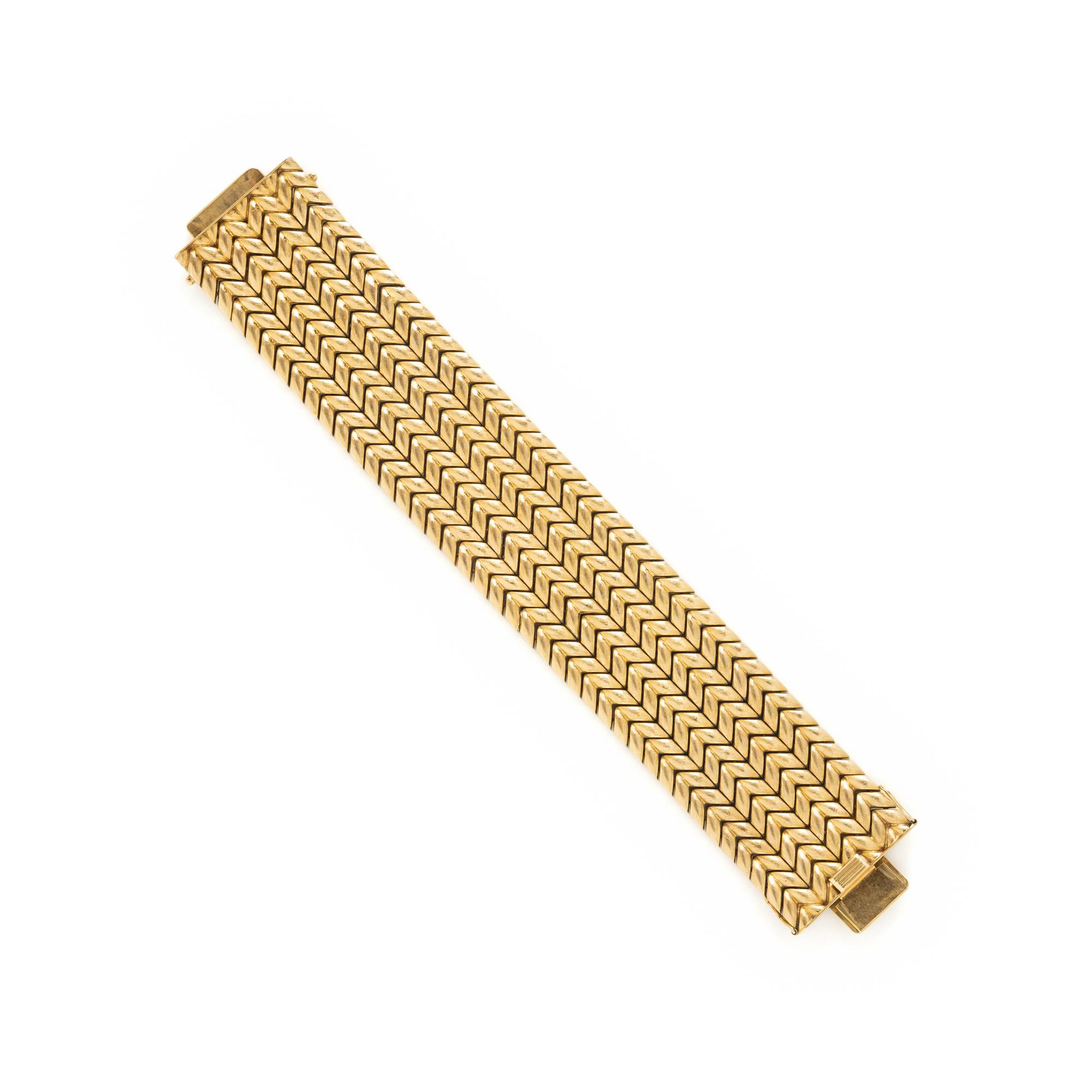 YELLOW GOLD CHEVRON LINK BRACELET