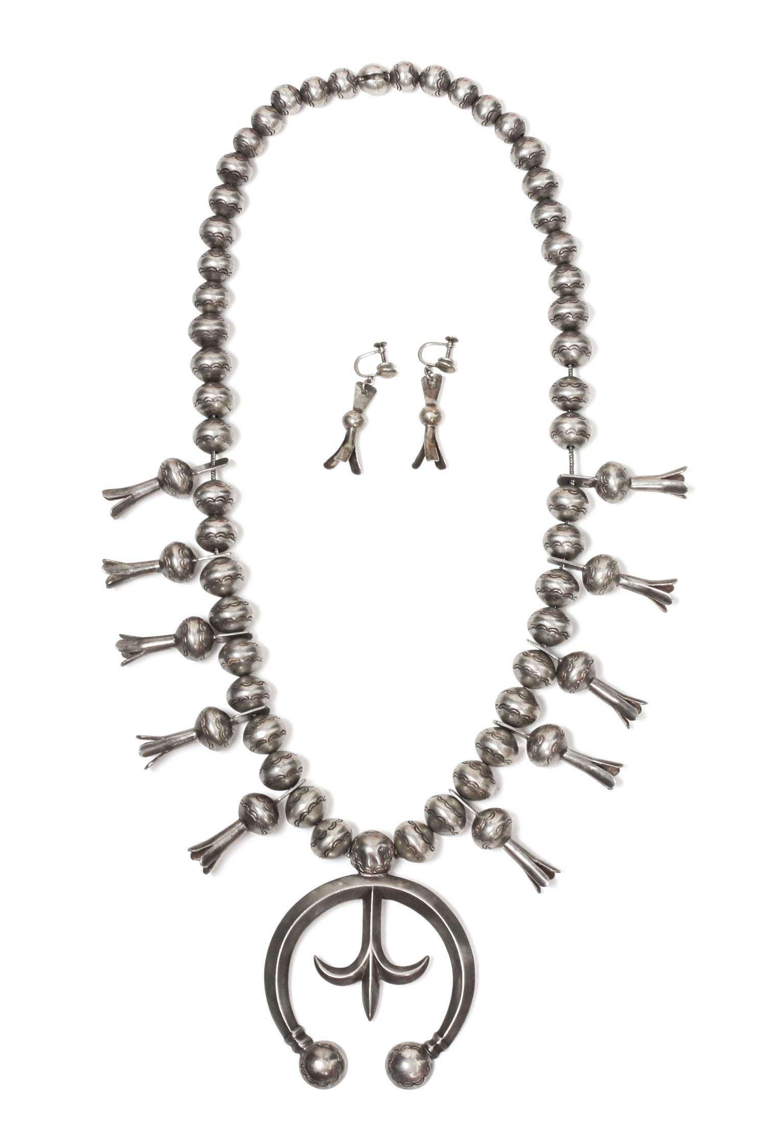 A Navajo Squash Blossom Necklace Length 22 inches.