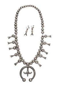 A Navajo Squash Blossom Necklace Length 22 inches.