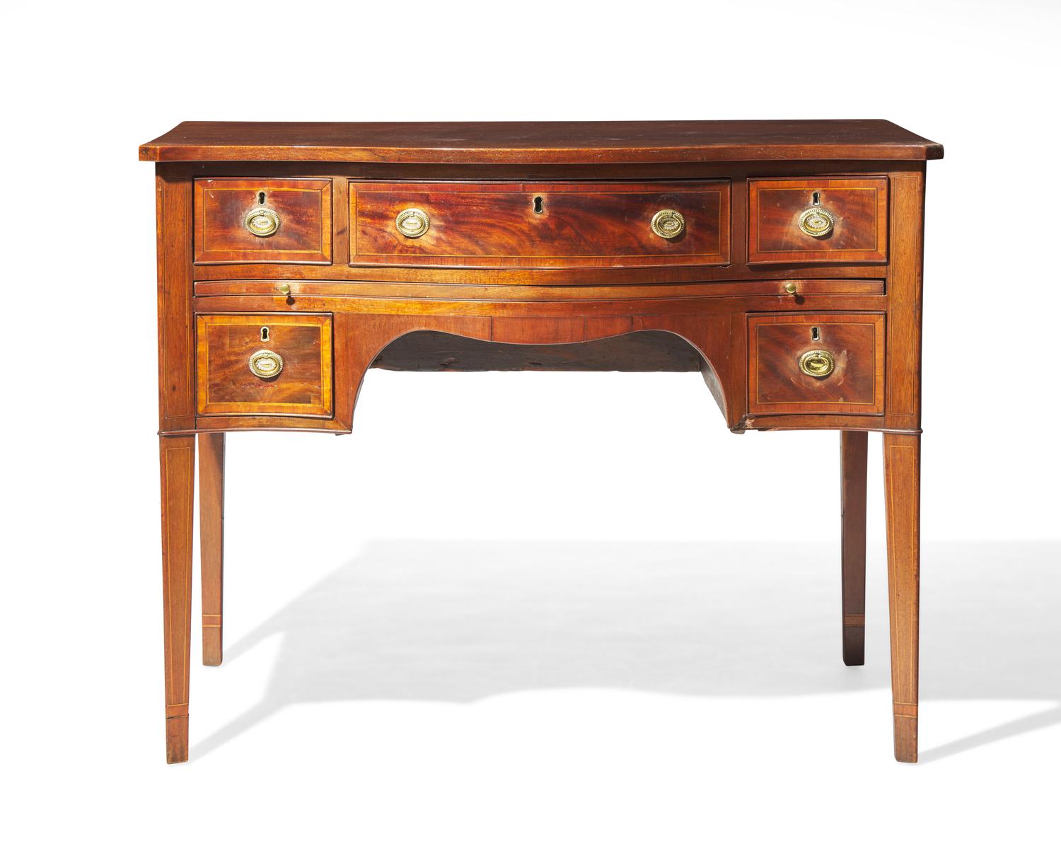 A Federal Inlaid and Cross-Banded Mahogany Dressing Table
