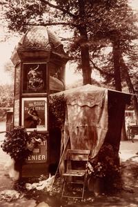 A group of four photographs ( Á la Coquille d'Or, rue de la Sourdière, 4e, 1908; Pavilion du Hanovre, boulevard des Capucines 33 , 1913; Fête du Trône , 1914; Fleurs [Boulevard Saint Michel] , 1926-1927)