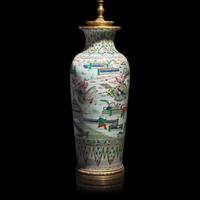A Large Chinese Famille Verte Vase, Kangxi Period — 清康熙 五彩刀馬圖棒槌瓶