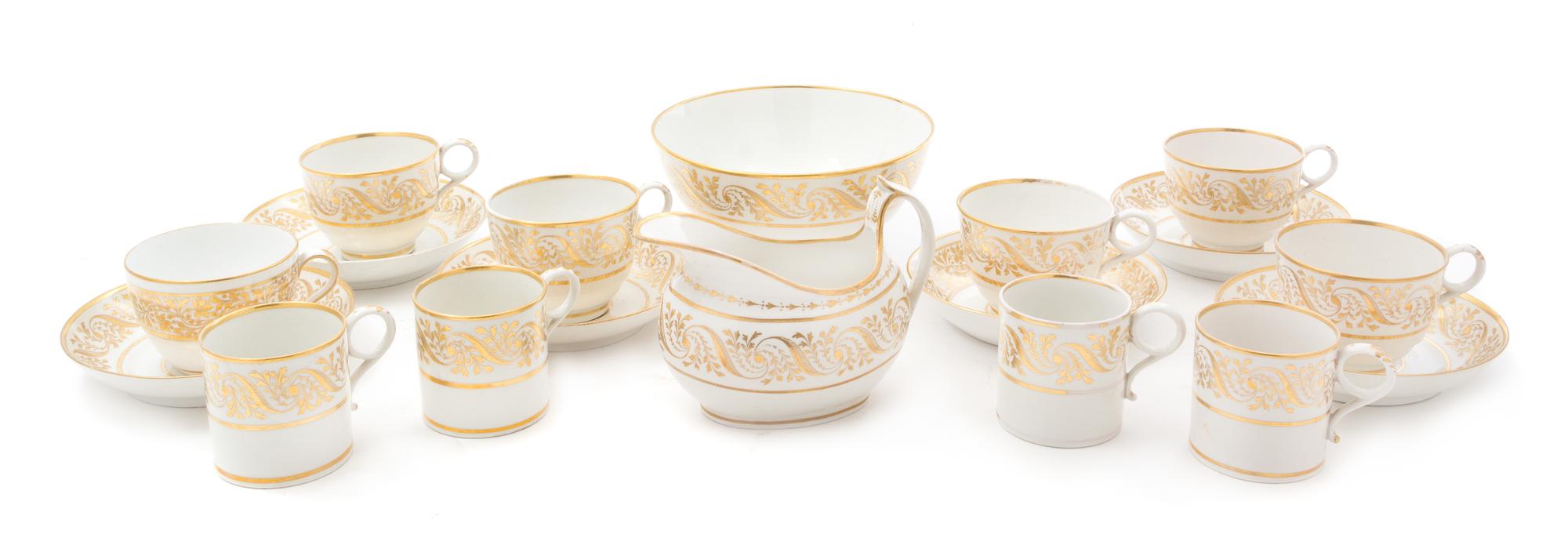 A Group of Worcester Porcelain Tea Articles Diameter of bowl 6 3/4 inches. — BARR, FLIGHT & BARR PERIOD, EARLY 19TH CENTURY