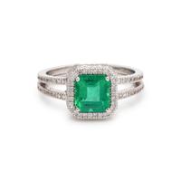 EMERALD AND DIAMOND RING