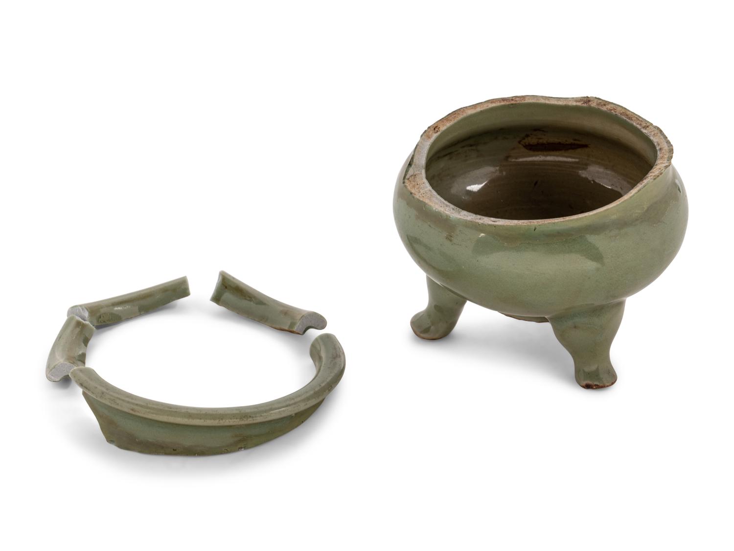 A Chinese Longquan Celadon Glazed Porcelain Tripod Censer