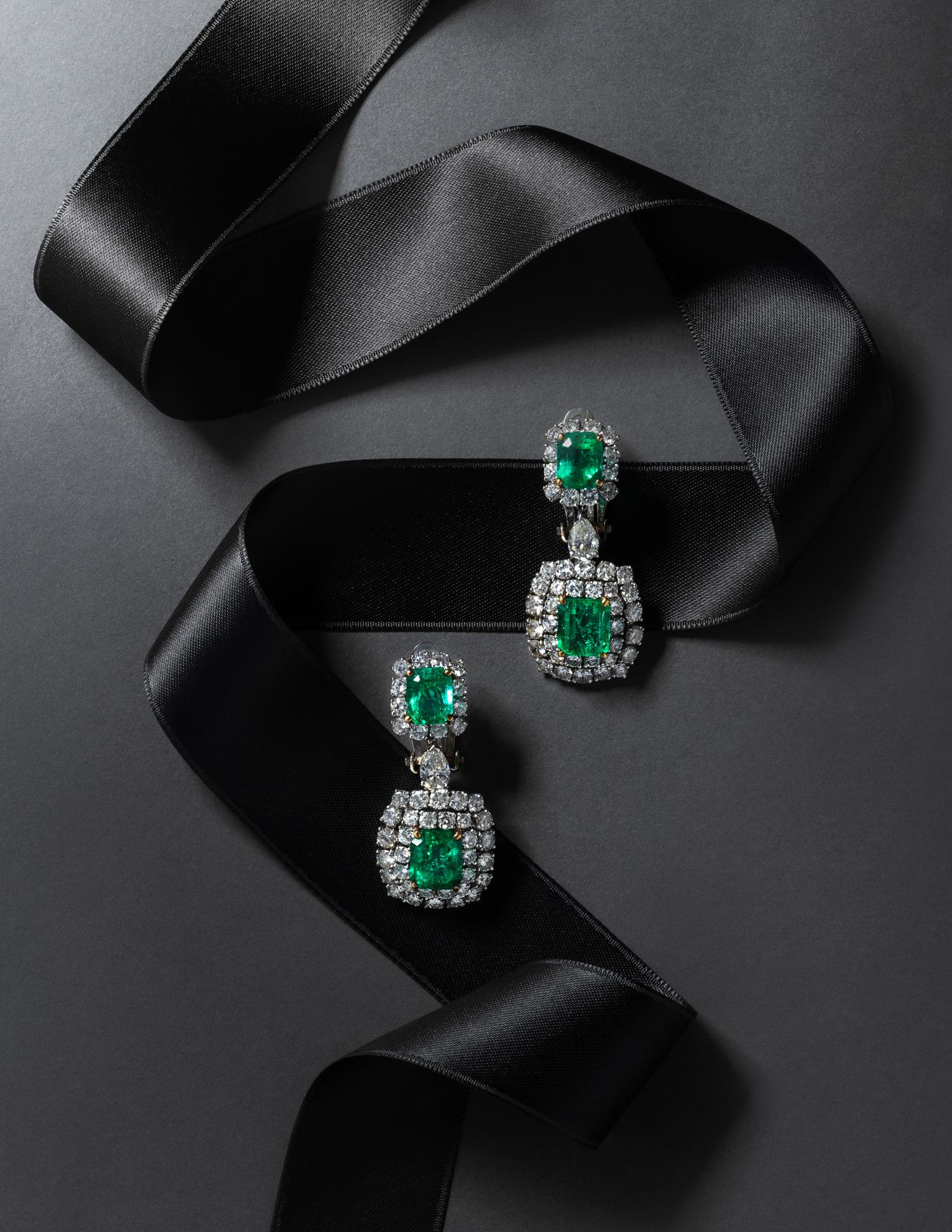 EMERALD AND DIAMOND EARCLIPS
