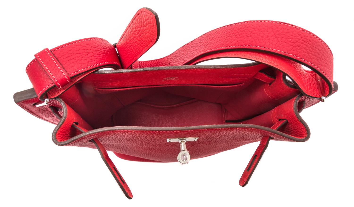 An Hermes Rouge Casaque Taurillon Clemence 22cm So-Kelly Handbag, 9" x 11" x 4.5".
