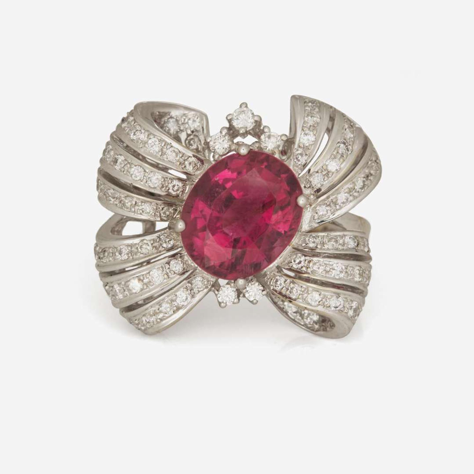 An 18K White Gold, Tourmaline, and Diamond Ring