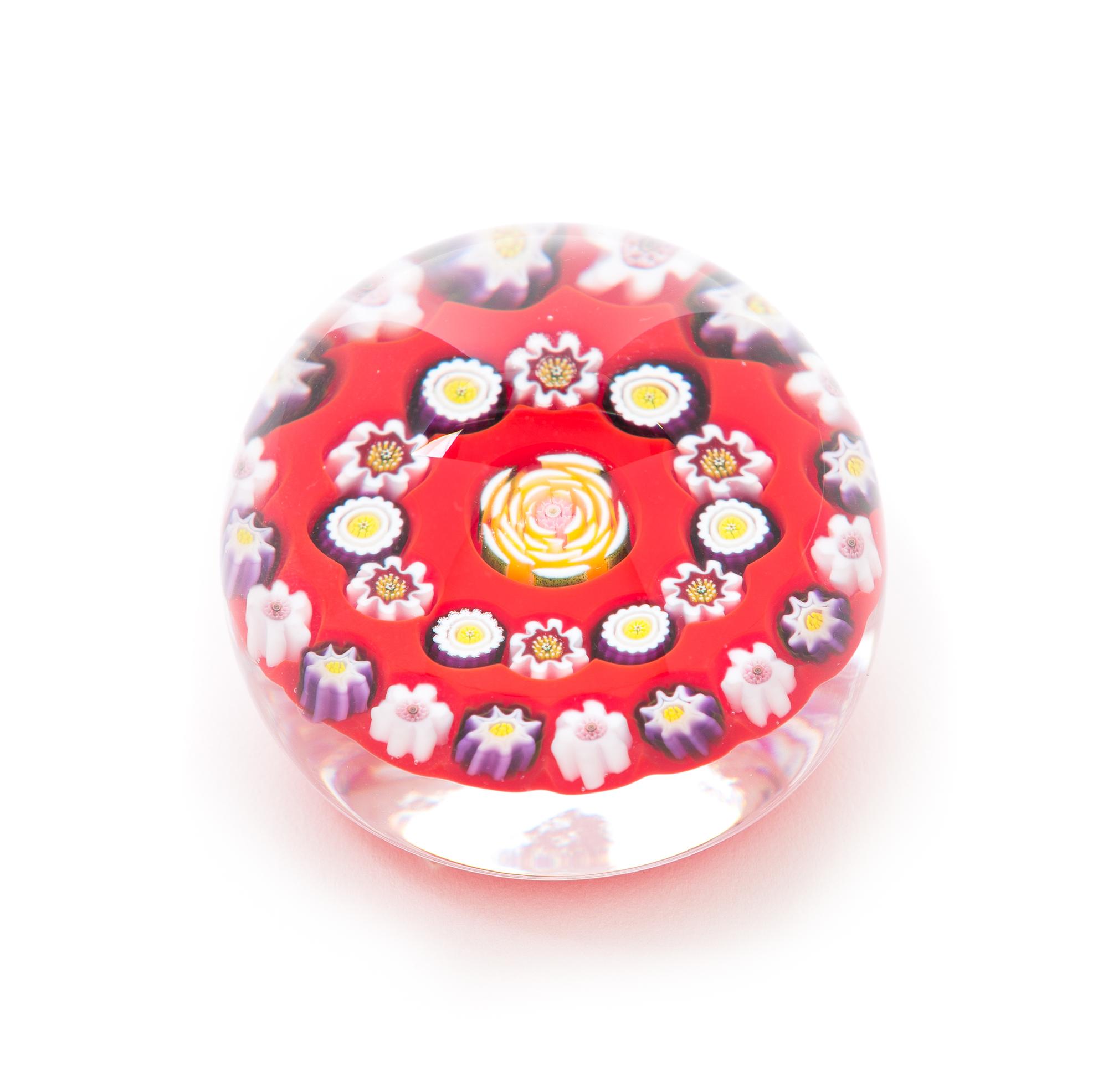 Julie Scrutton Lewis, (American), a concentric millefiori paperweight
