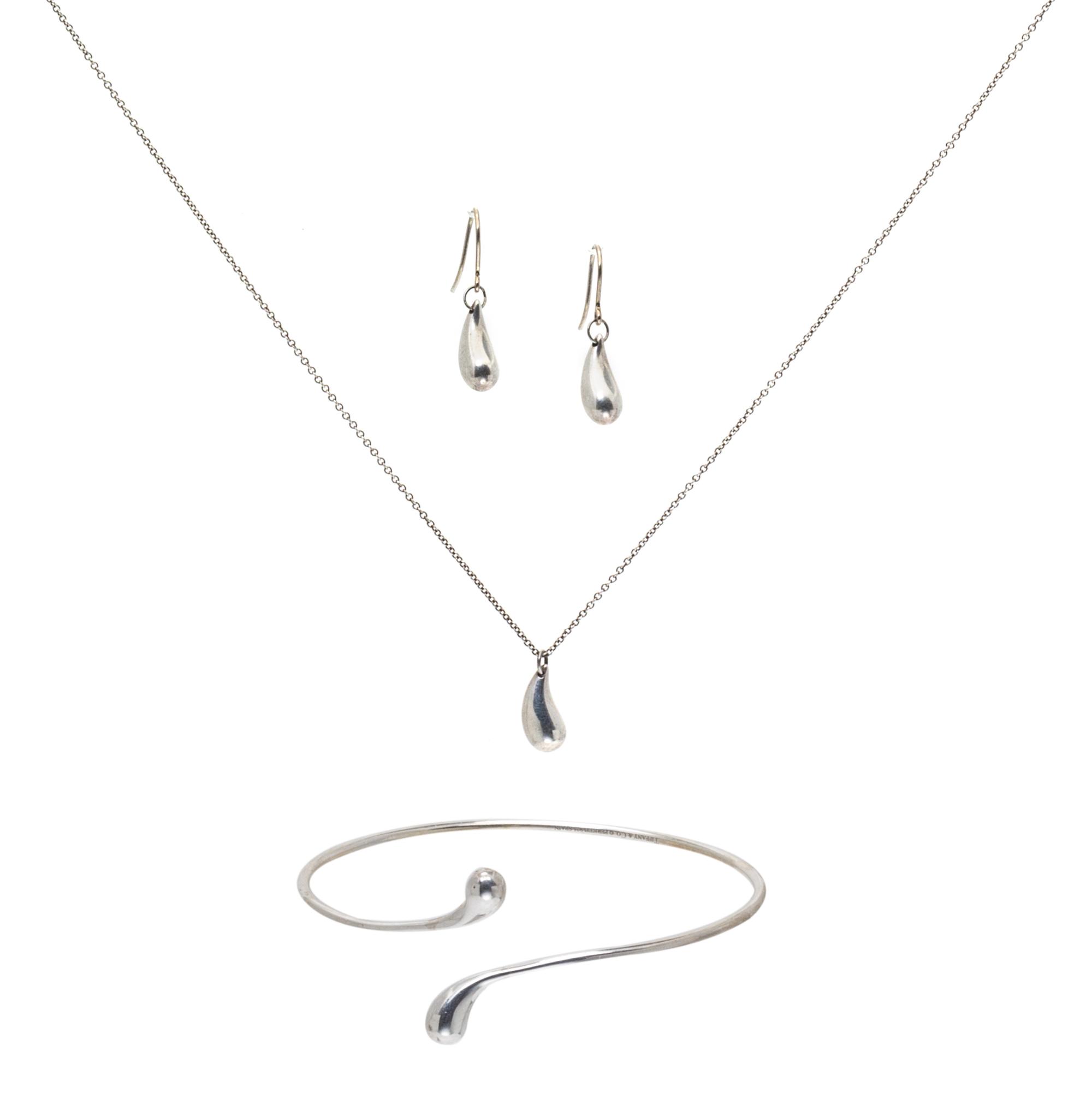 A Sterling Silver "Tear Drop" Demi Parure, Elsa Peretti for Tiffany & Co., 11.00 dwts.