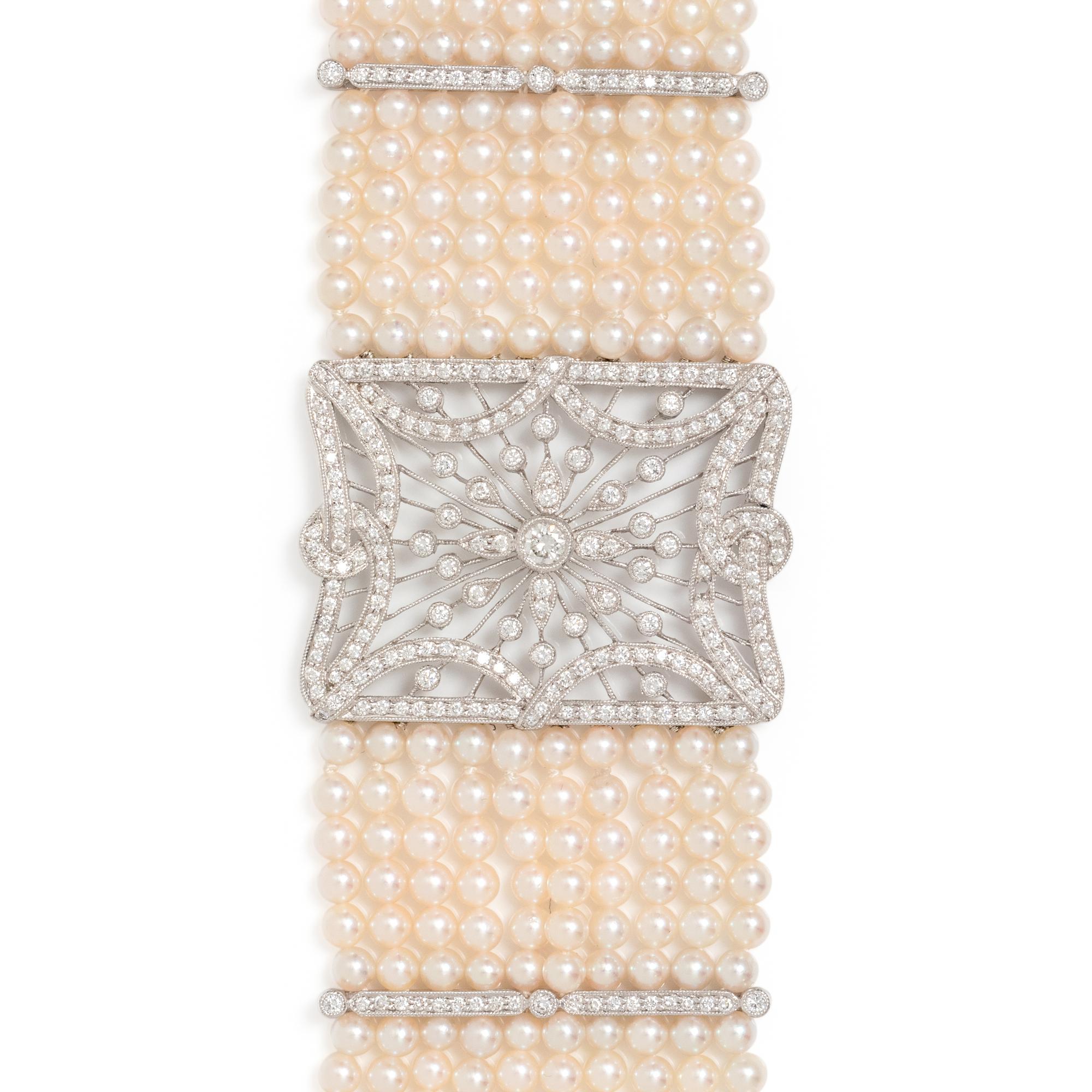 CULTURED PEARL AND DIAMOND BRACELET