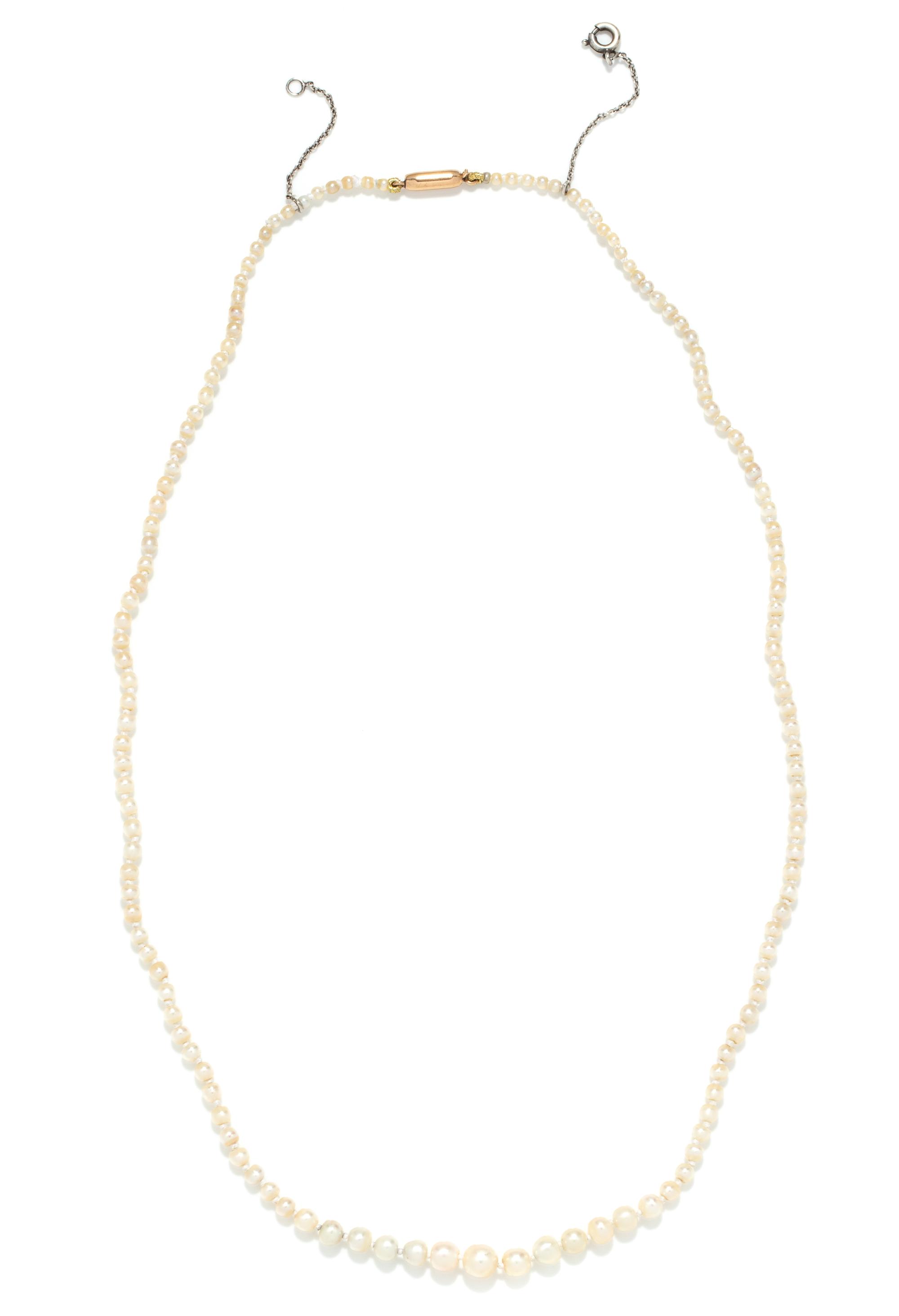 NATURAL PEARL NECKLACE