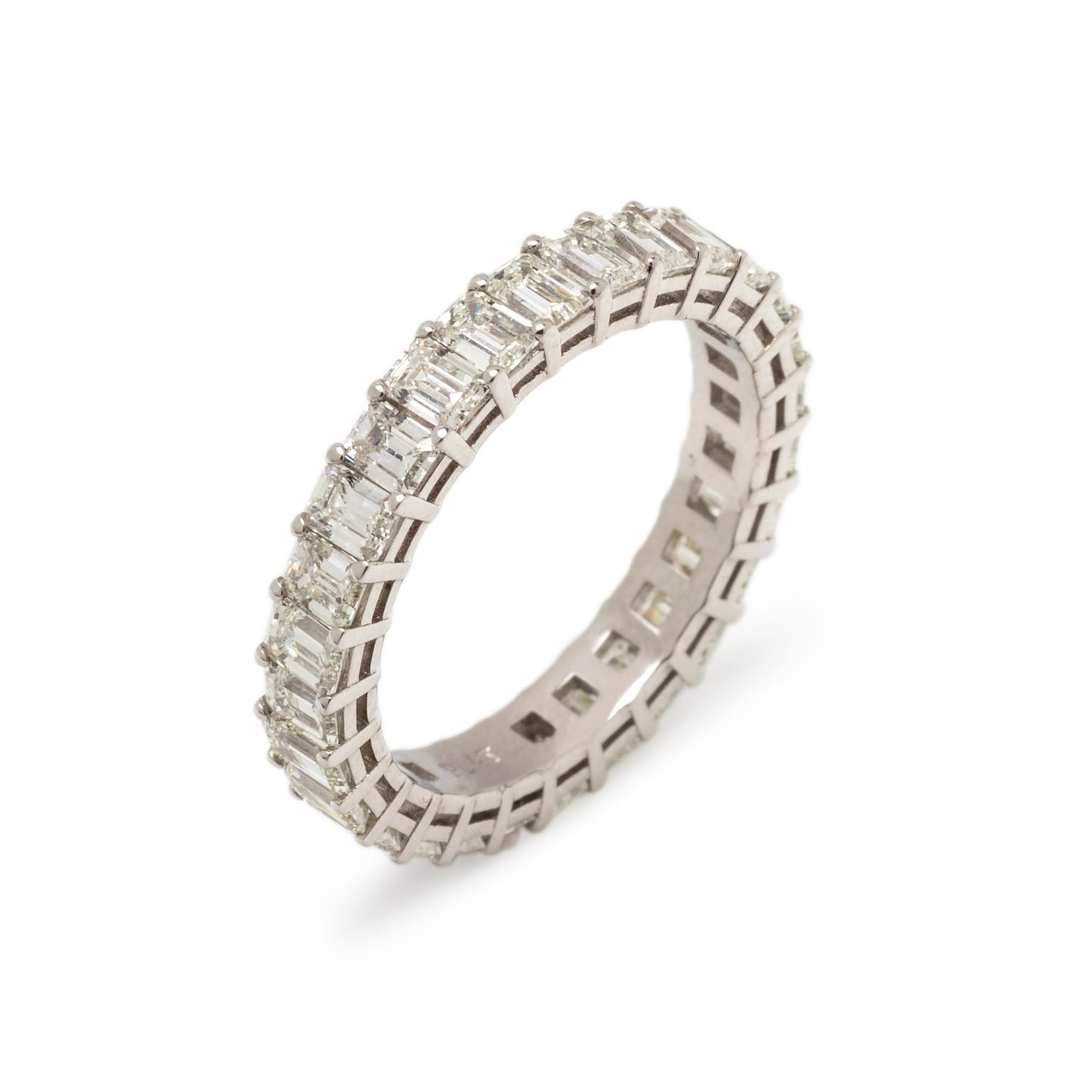 DIAMOND ETERNITY BAND
