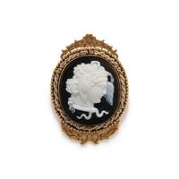 A Neoclassical Gold and Onyx Cameo Brooch with the Head of Medusa