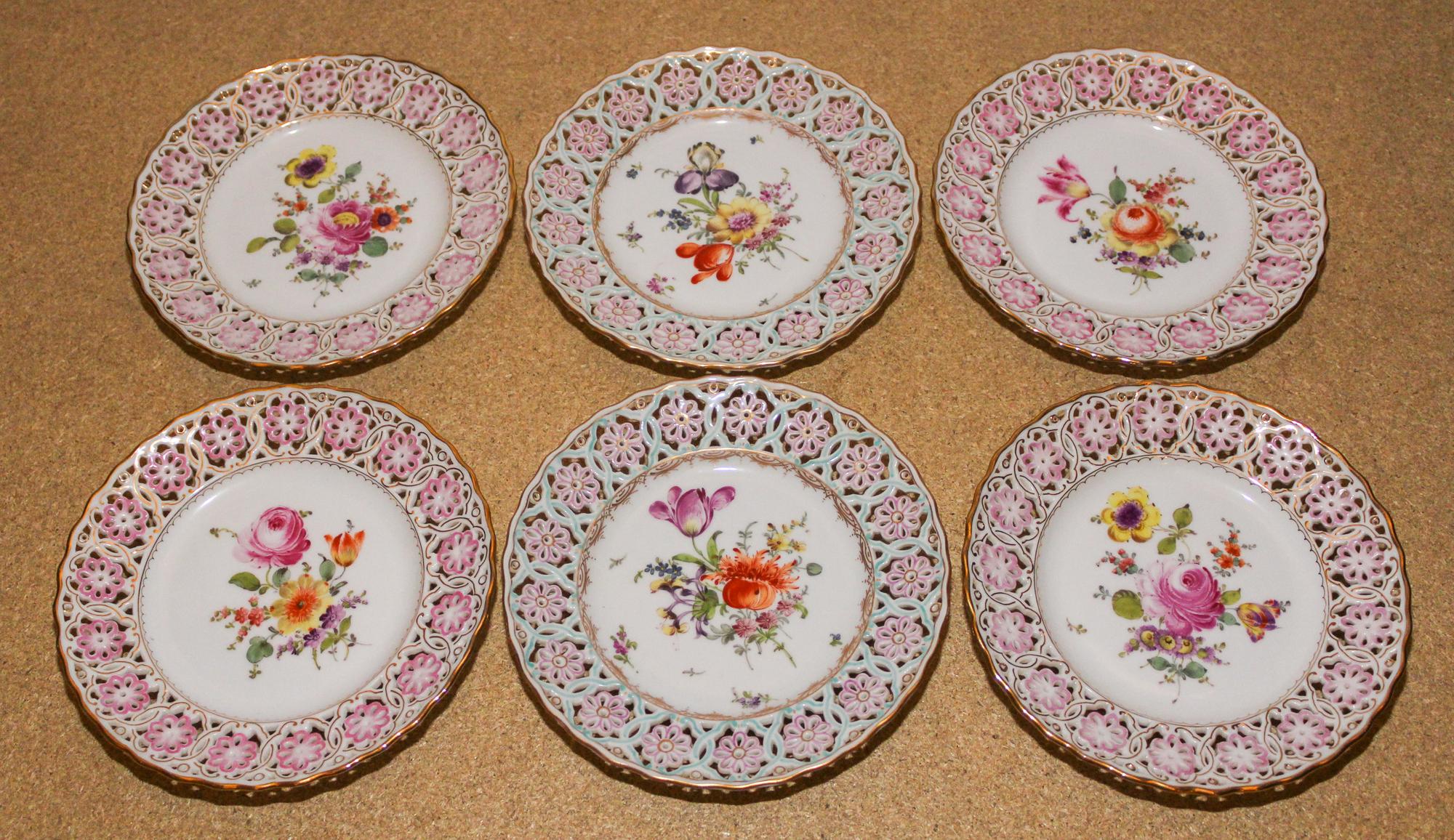 A Set of Six German Porcelain Plates, Carl Teichert Diameter 7 inches. — FIRST HALF 20TH CENTURY