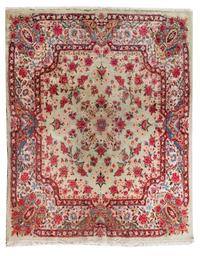 A Kirman Wool Rug 4 feet 3 inches x 3 feet 10 1/2 inches. — MID-20TH CENTURY
