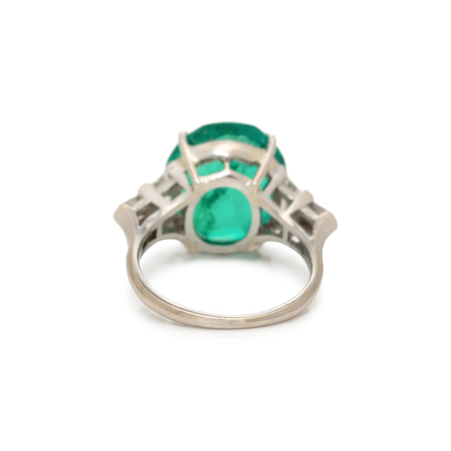 SHREVE & COMPANY, COLOMBIAN EMERALD AND DIAMOND RING