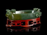 A Spinach Jade Brush Washer