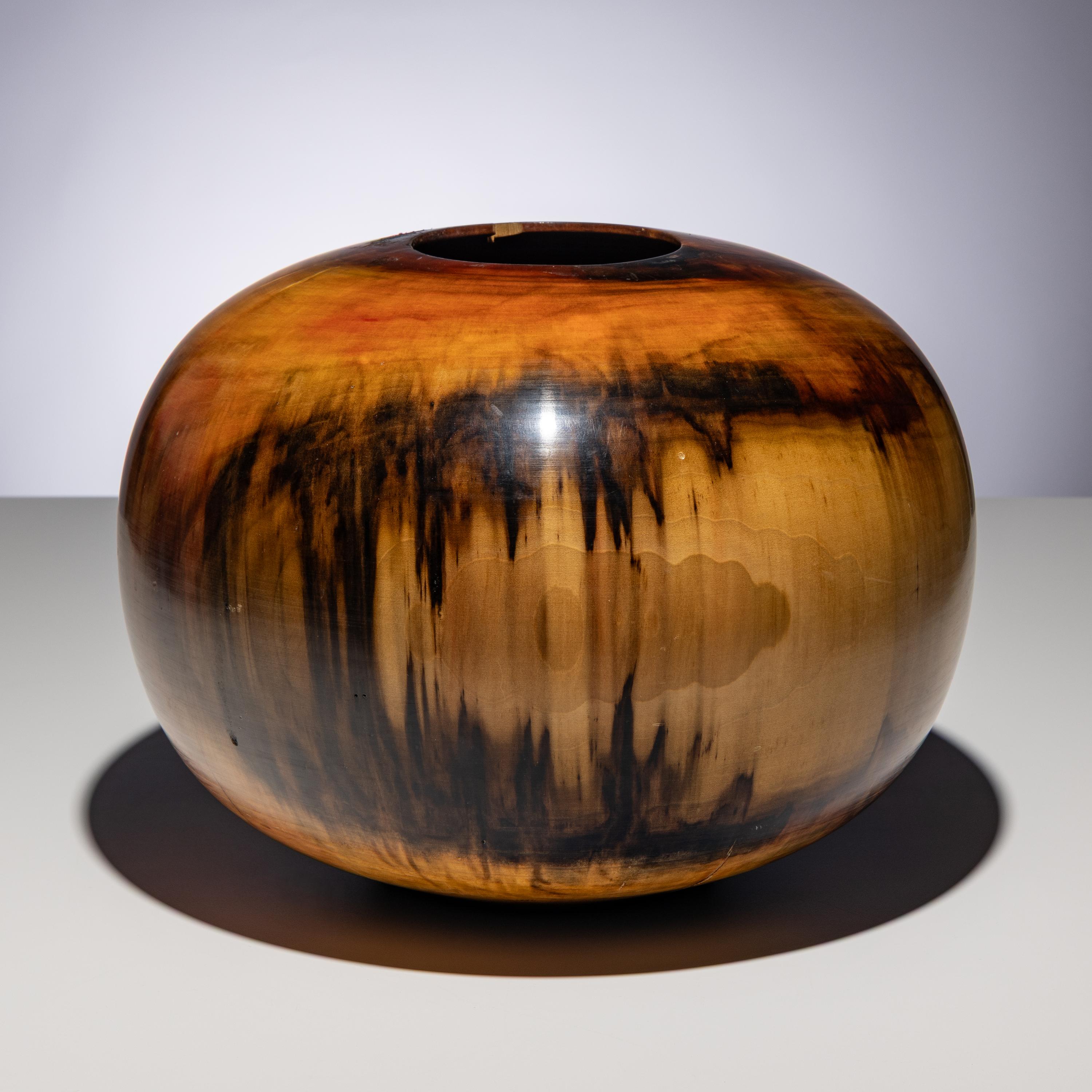 Edward Moulthrop (American, 1916–2003) — Figured Tulipwood Vessel