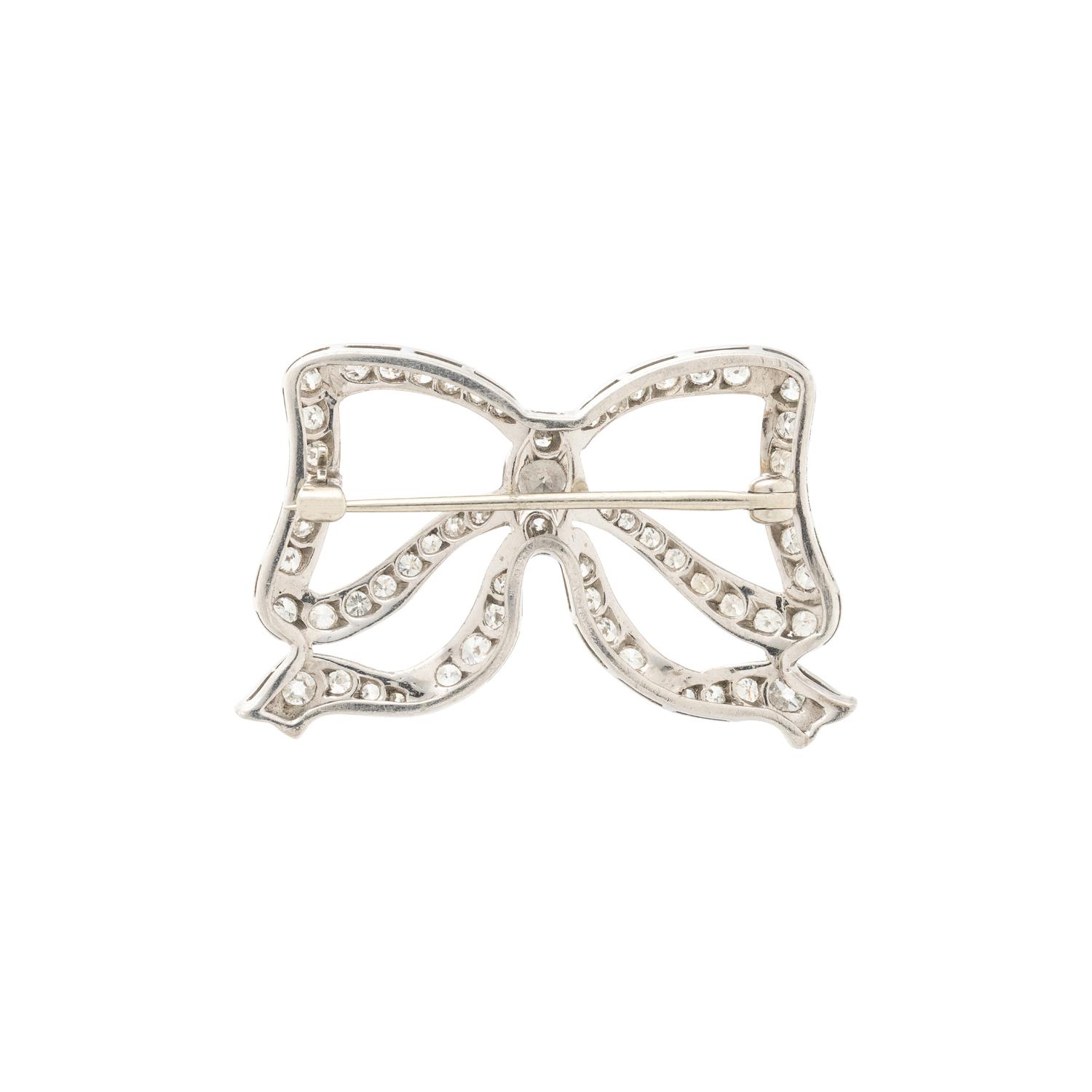 ANTIQUE, DIAMOND BOW BROOCH