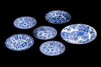 Six Chinese Export Blue and White Porcelain Plates and Saucers