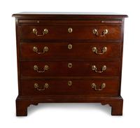 An English George I Style Mahogany Chest of Drawers — LATE 20TH CENTURY