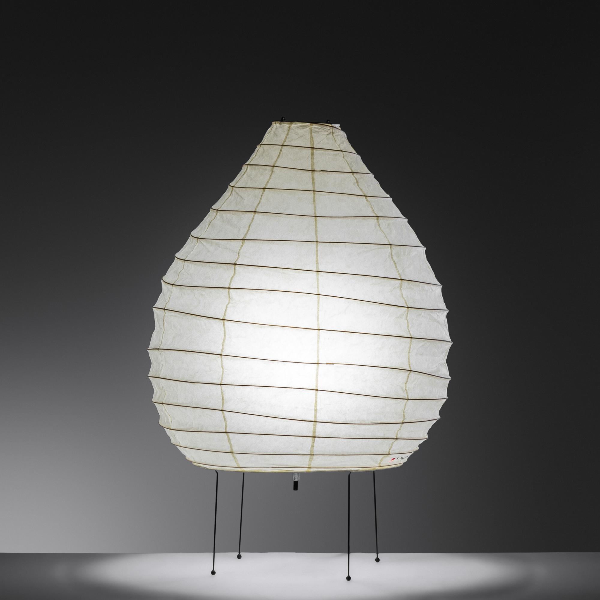 Akari Light Sculpture Table Lamp, model 22N Ozeki & Co., Ltd., USA/Japan