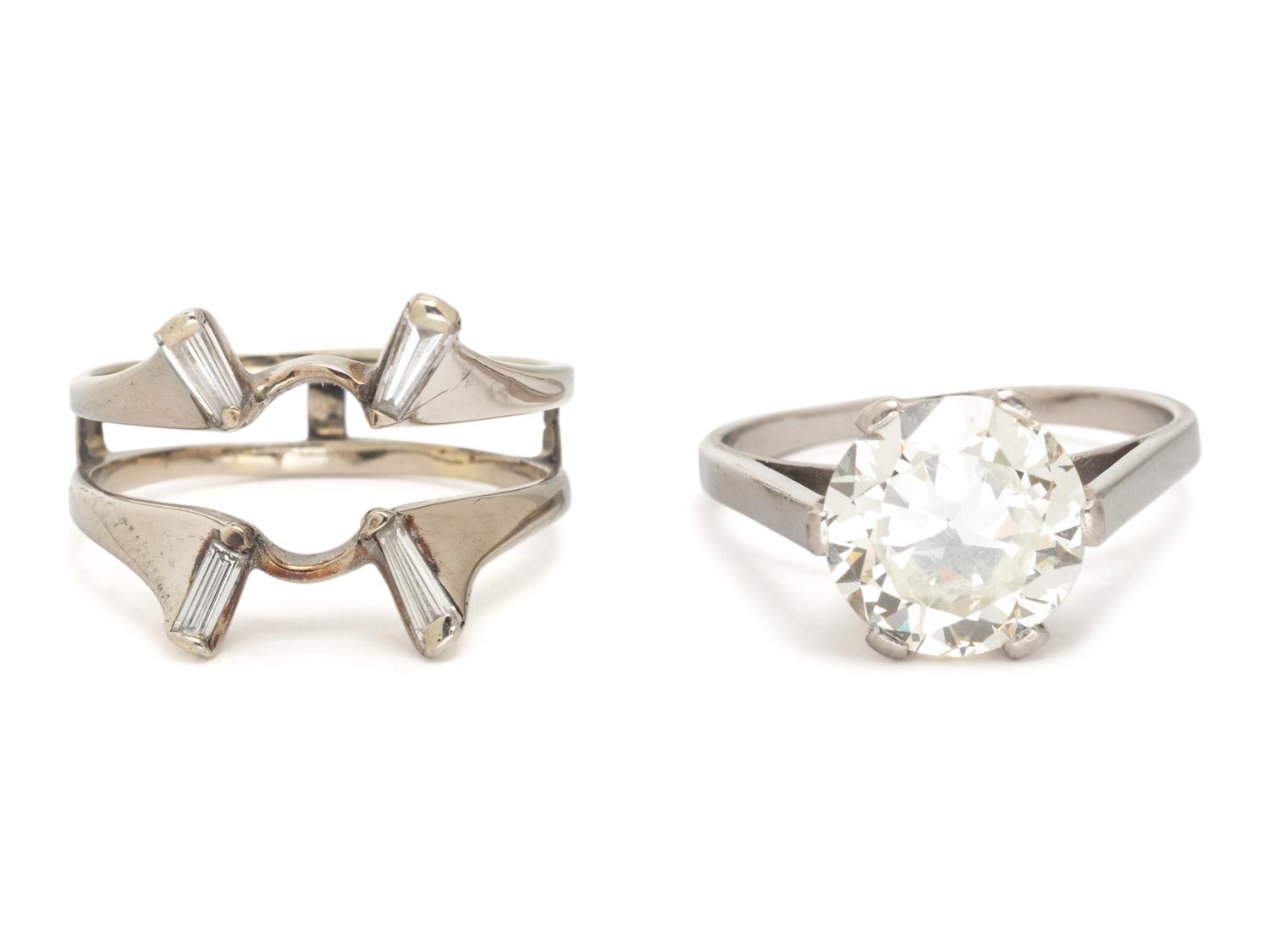 DIAMOND RING