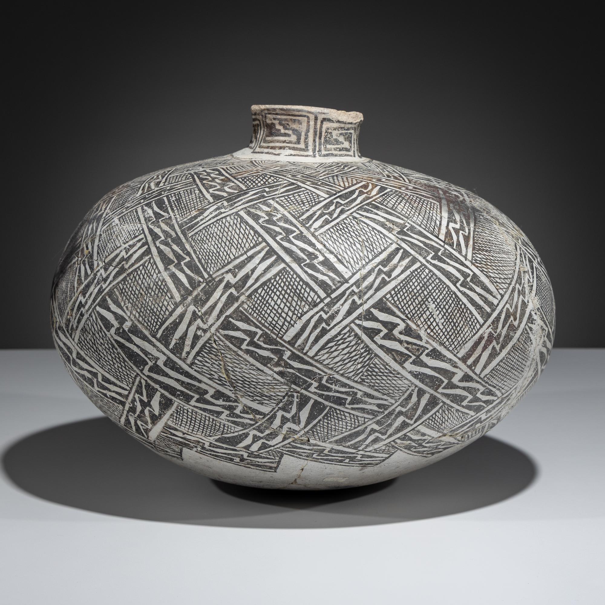 Large Ancestral Pueblo, Tularosa Black-on-White Pottery Olla