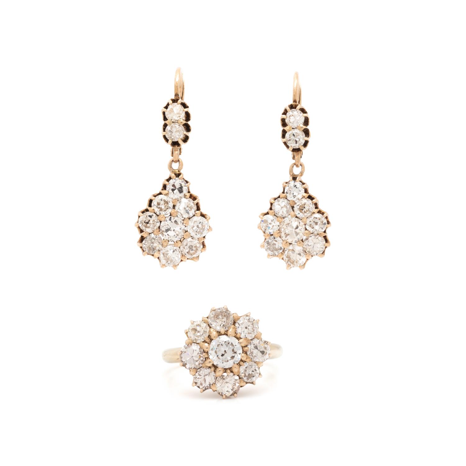 ANTIQUE, DIAMOND CLUSTER SET