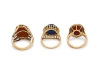 COLLECTION OF YELLOW GOLD AND HARDSTONE RINGS
