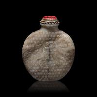 A Chinese Carved Grey Jade "Wrapped Vase" Snuff Bottle, 18th/19th Century