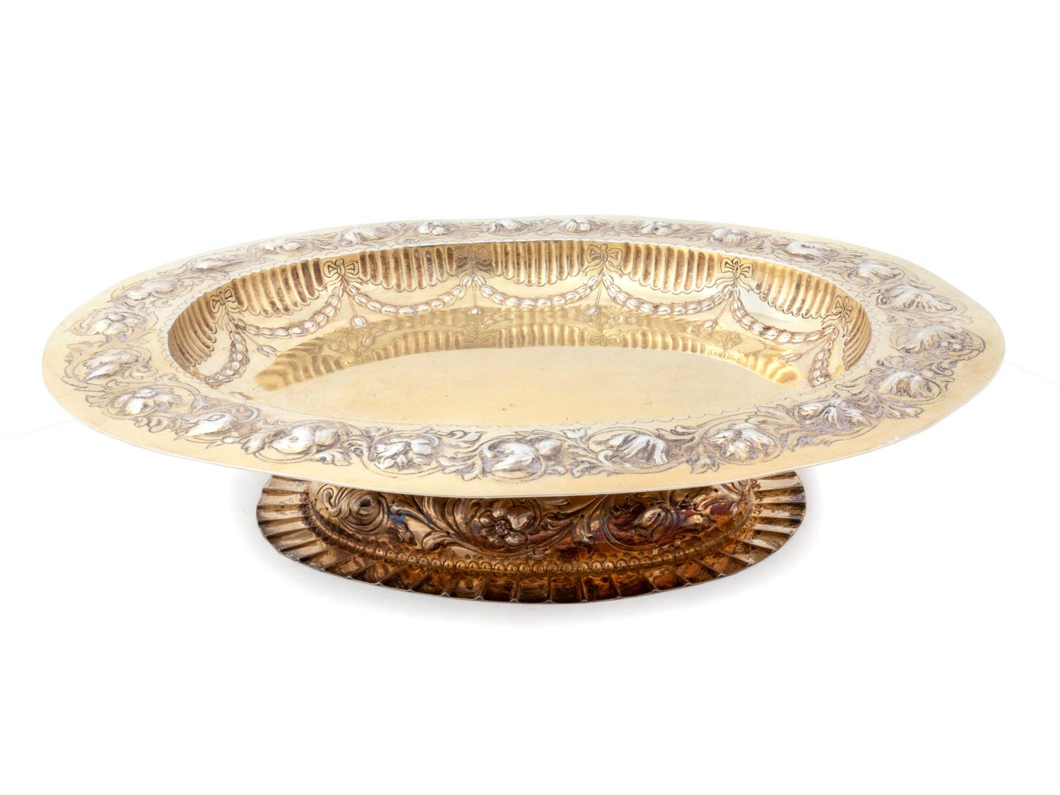 An English Silvergilt Footed Dish