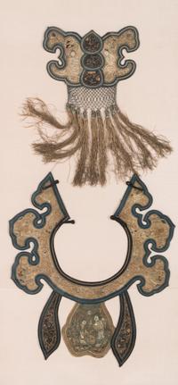 Three Chinese Embroidered Silk Collars, Qing Dynasty 清 云肩一組三件