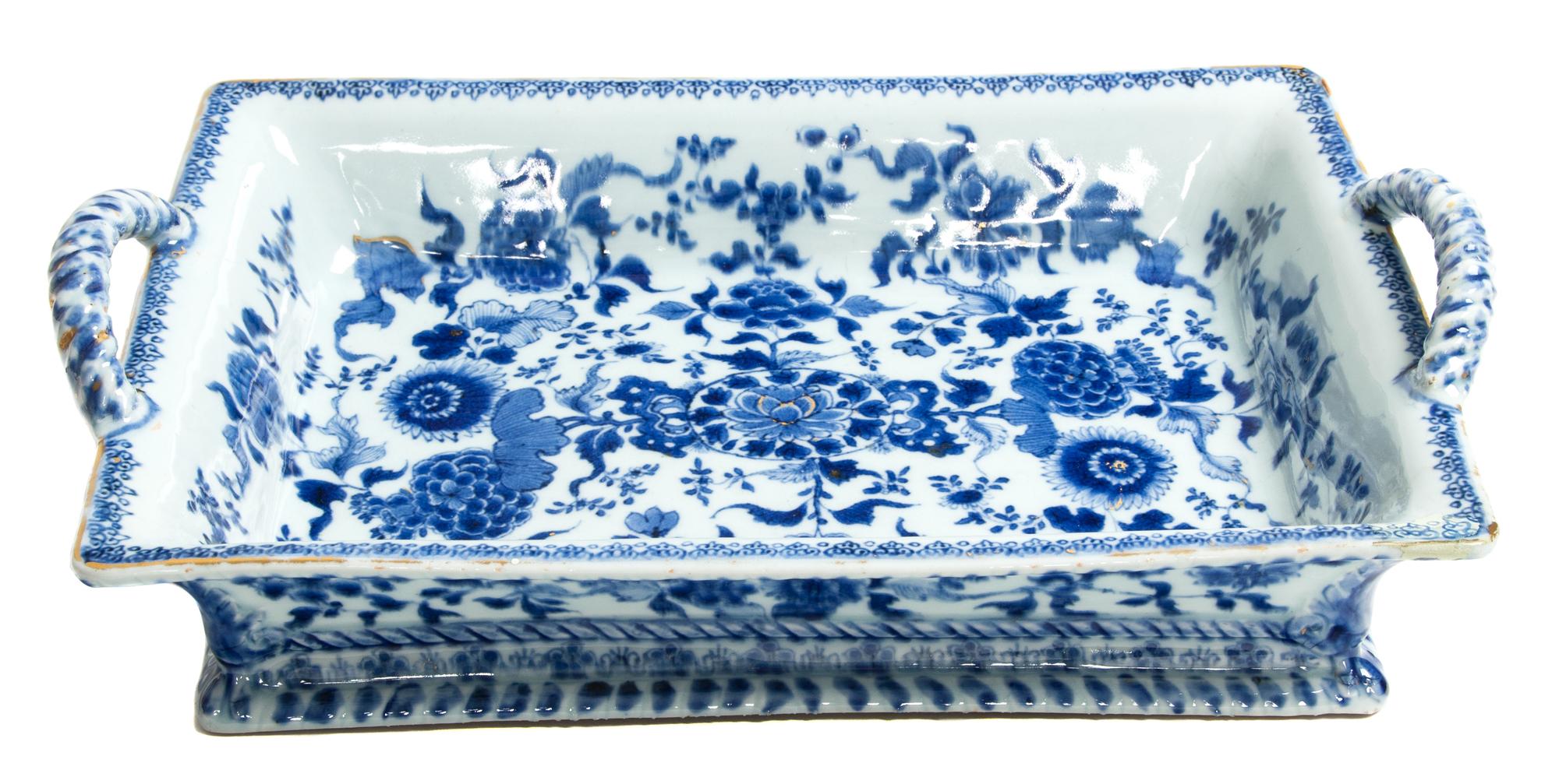 A Chinese Porcelain Tray Width 16 inches. — 20TH CENTURY