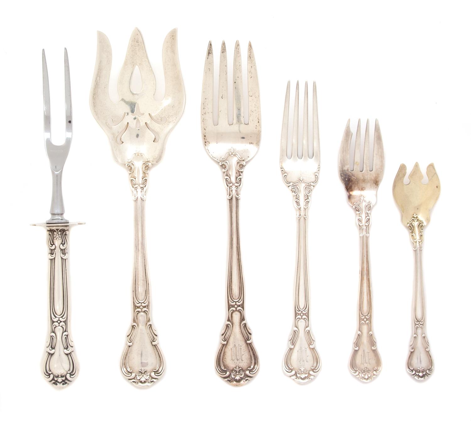 An American Sterling Flatware Service, Gorham Mfg, Providence, RI, in the Chantilly pattern, comprising: 14 teaspoons 10 luncheon forks