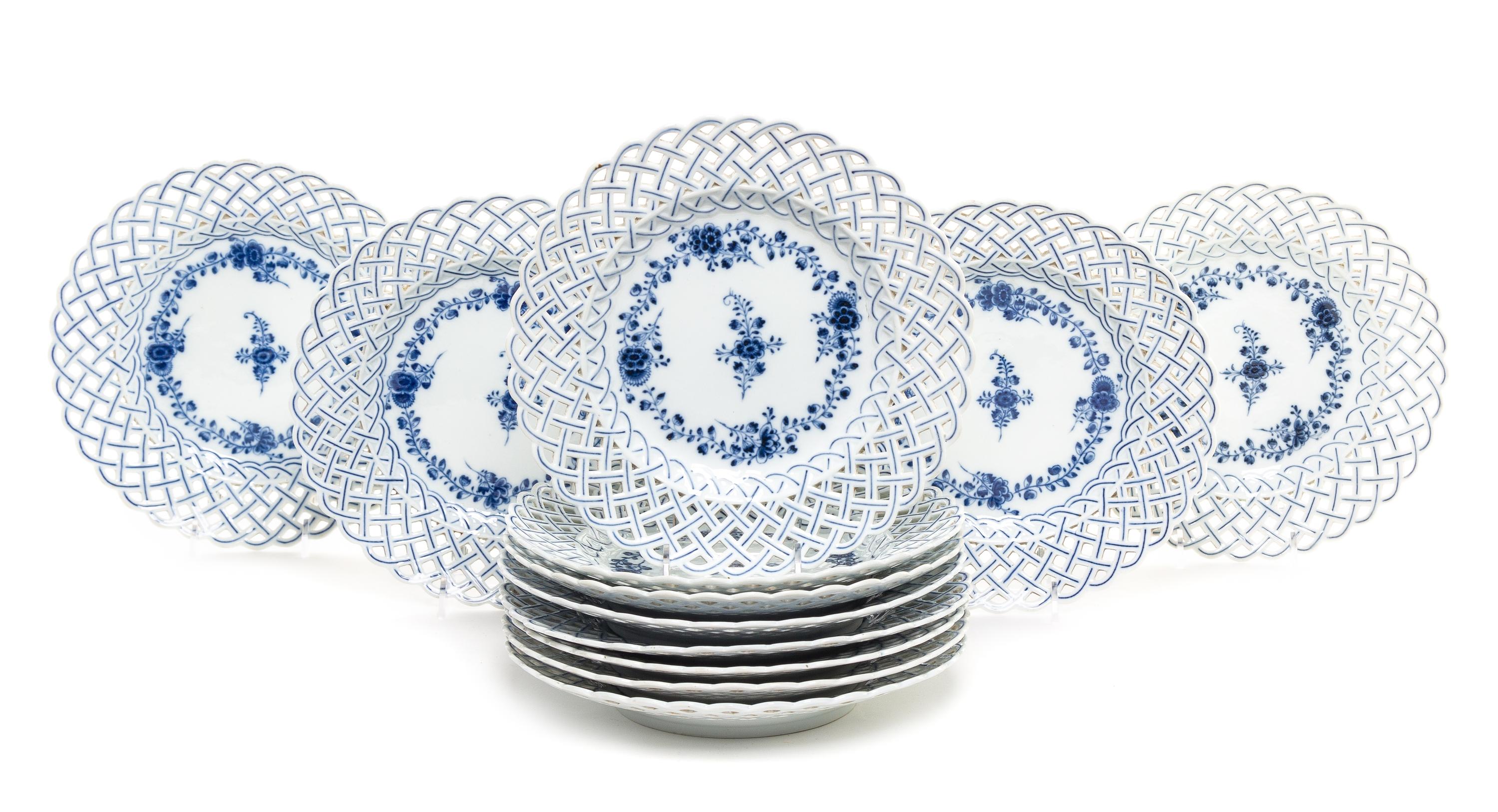 A Set of Twelve Meissen Reticulated Porcelain Plates Diameter 9 1/4 inches. — MARCOLINI PERIOD (1773-1814)