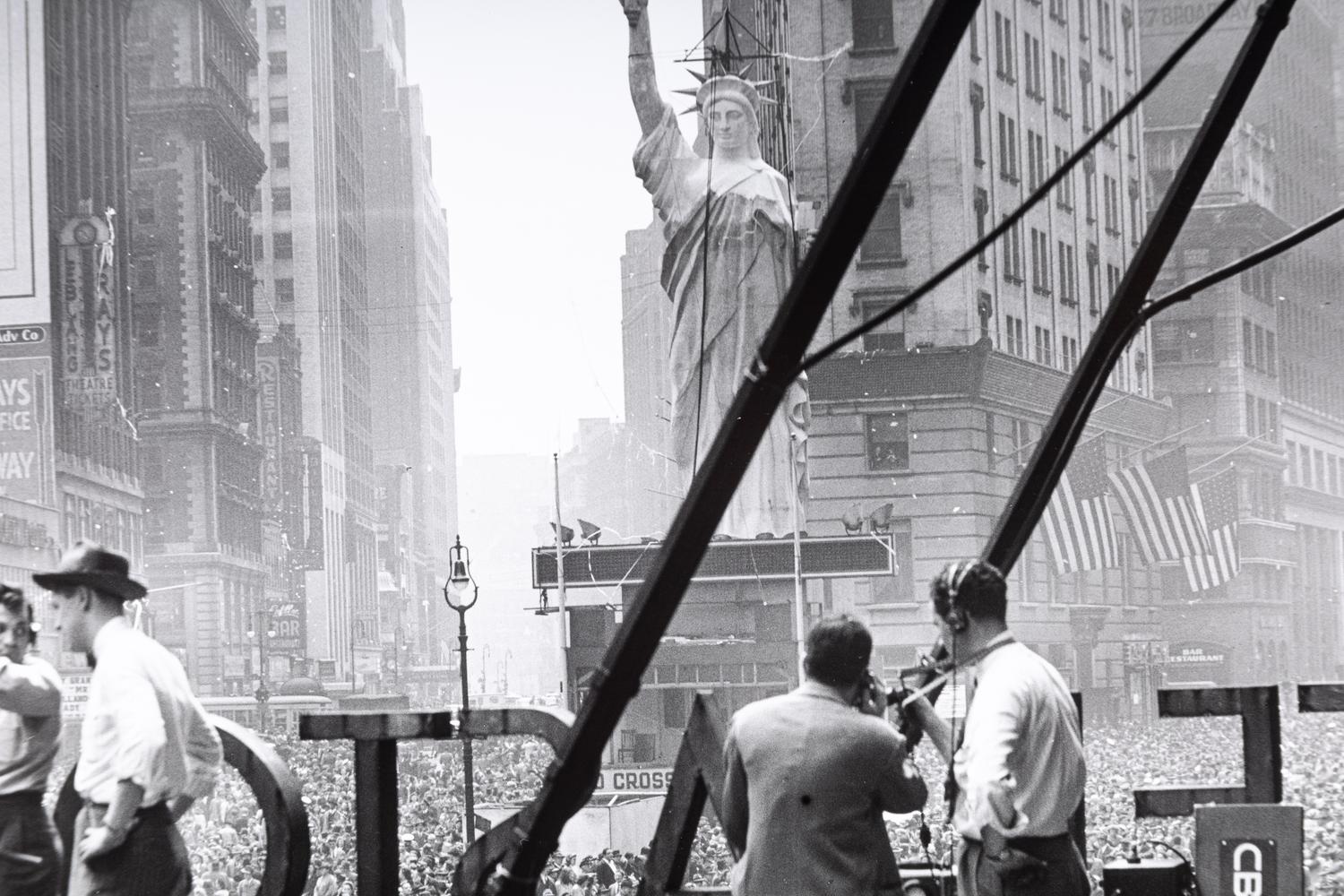 Ruth Orkin (1921-1985) VE Day, Times Square, NYC, 1945
