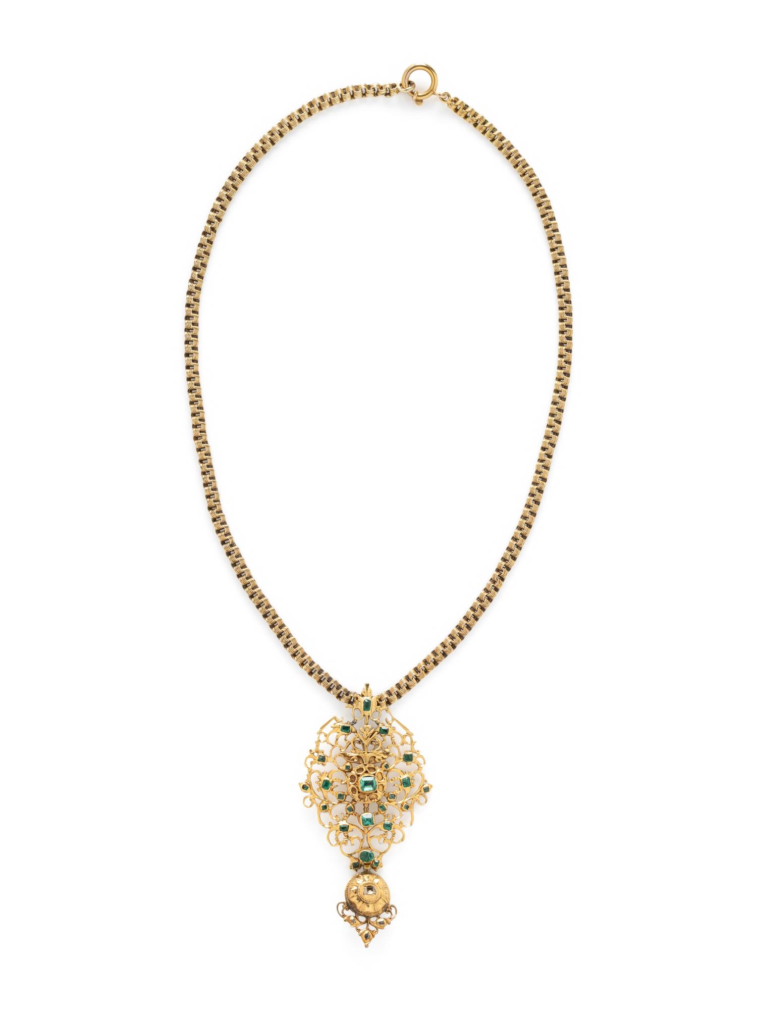 ANTIQUE, EMERALD PENDANT NECKLACE