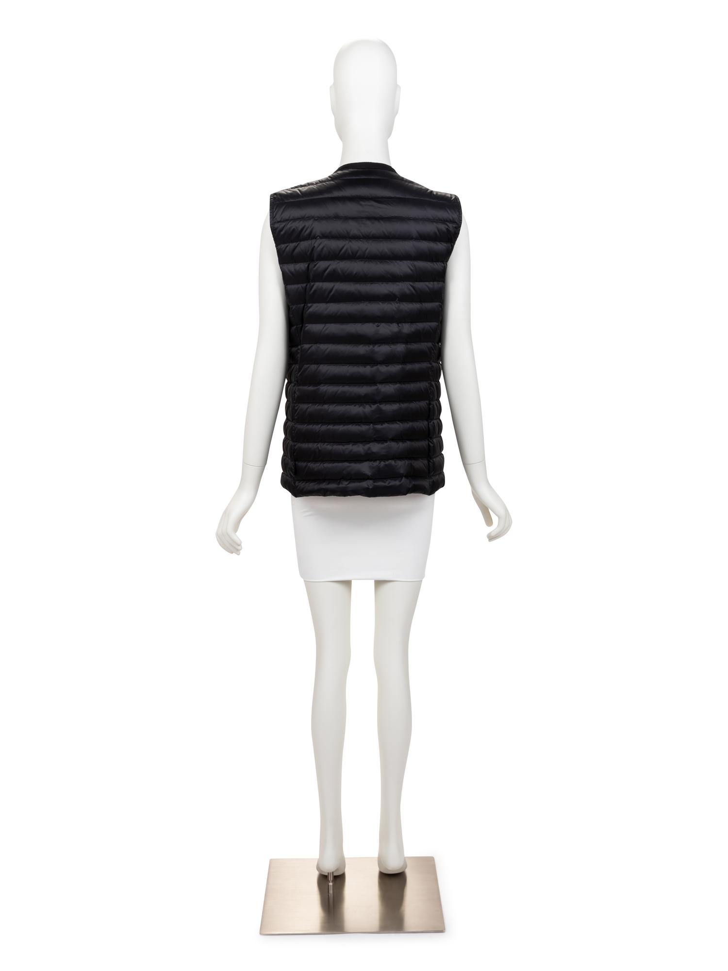 Moncler Sleeveless Puffer Trimmed with Mink