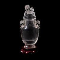 A Chinese Rock Crystal Vase and Cover, 19th-20th Century 晚清-民國 水晶活環耳獅鈕賞瓶
