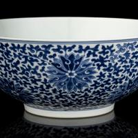 A Large Chinese Blue and White Porcelain 'Lotus' Bowl